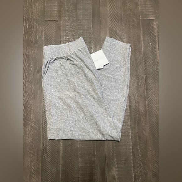 Beyond Yoga Featherweight Turn In Sleep Pant - Picture 5 of 5